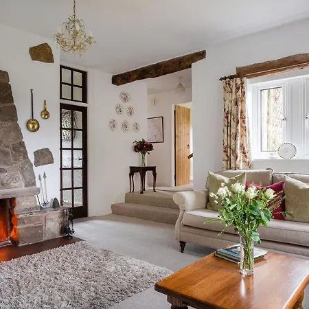 Holiday home Bramble Is A Wonderful Country In The Village Of